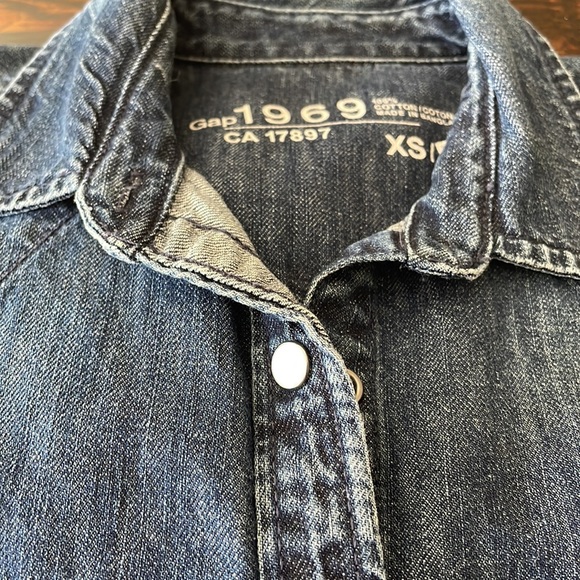 GAP dark Denim Shirt XS 1969 Collection - Picture 15 of 15